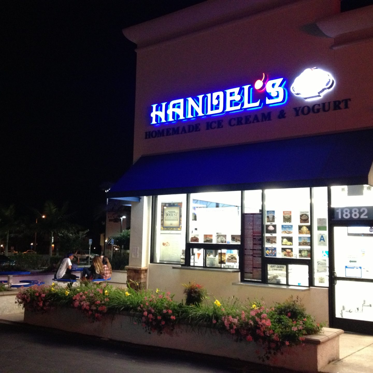 Best Ice Cream in Redondo Beach?: Handel’s Homemade Ice Cream and Yogurt