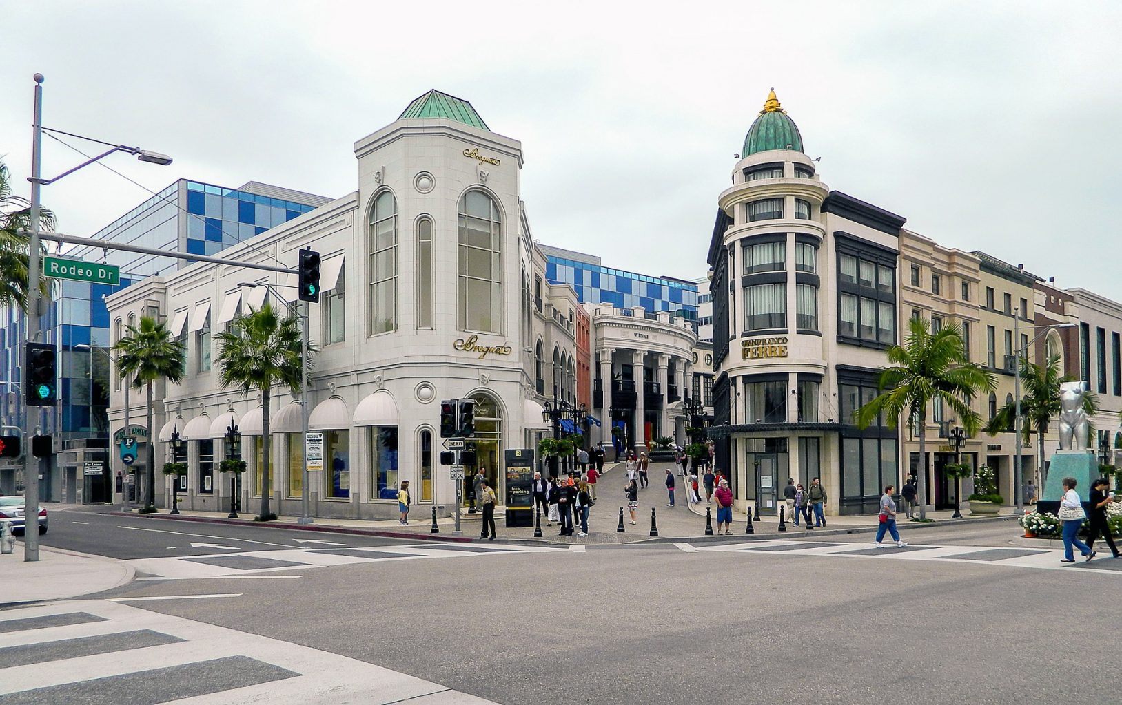 rodeo drive exterior