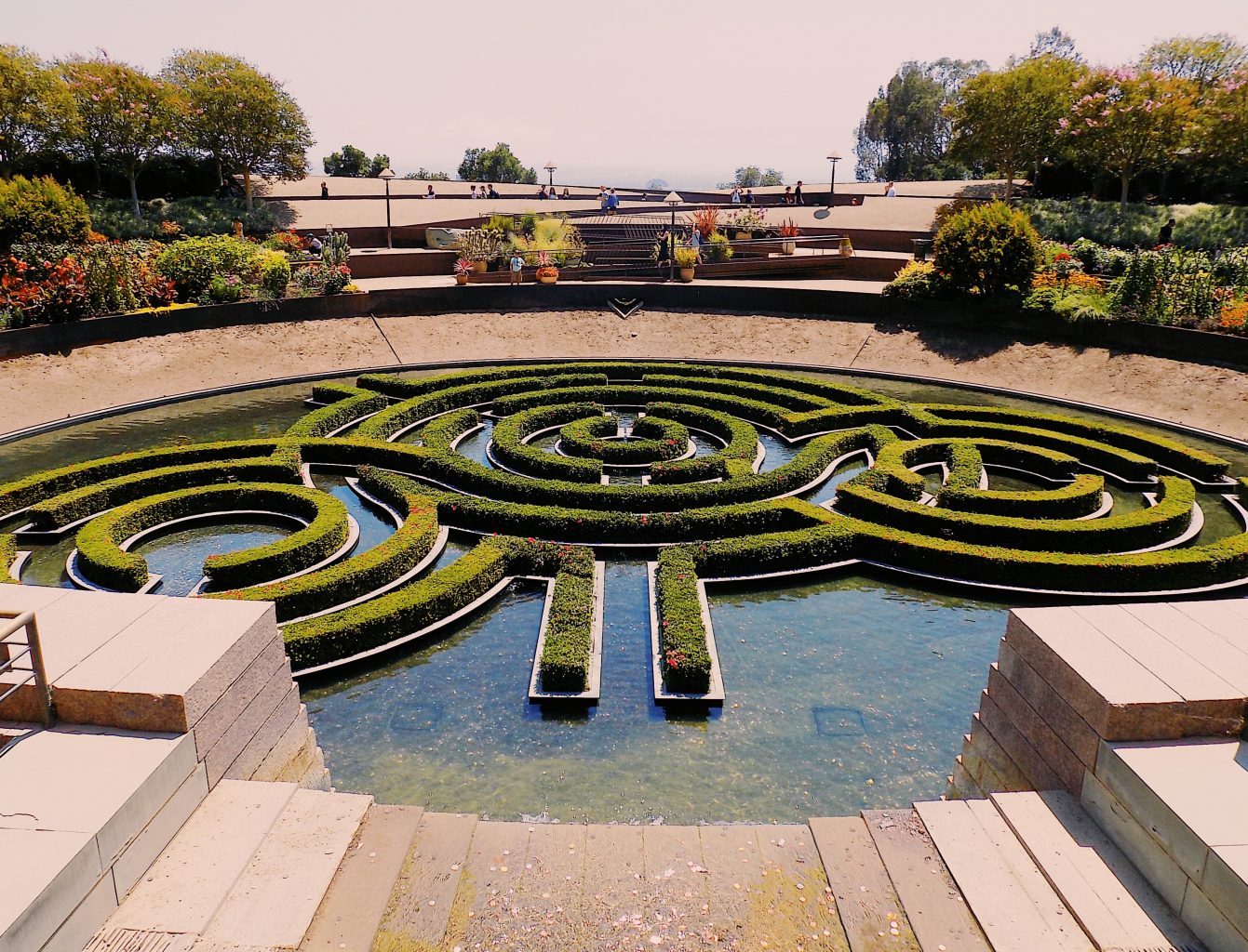 gardens getty center fountain beautiful wow