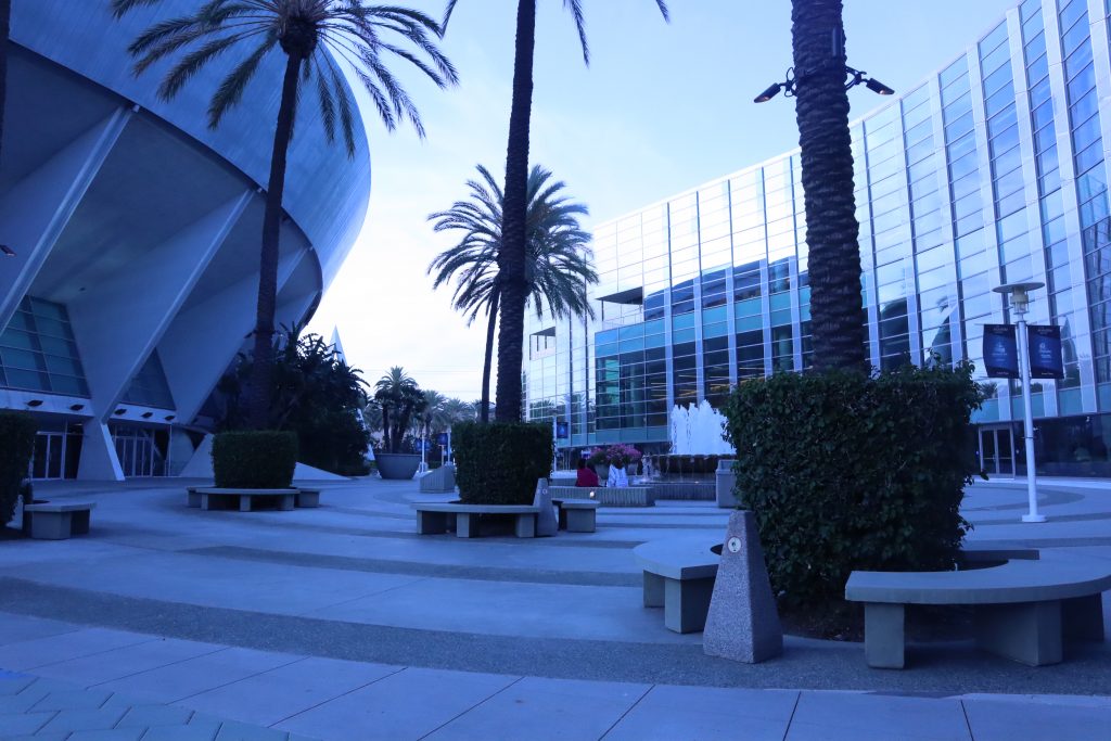 anaheim convention center exterior courtyard