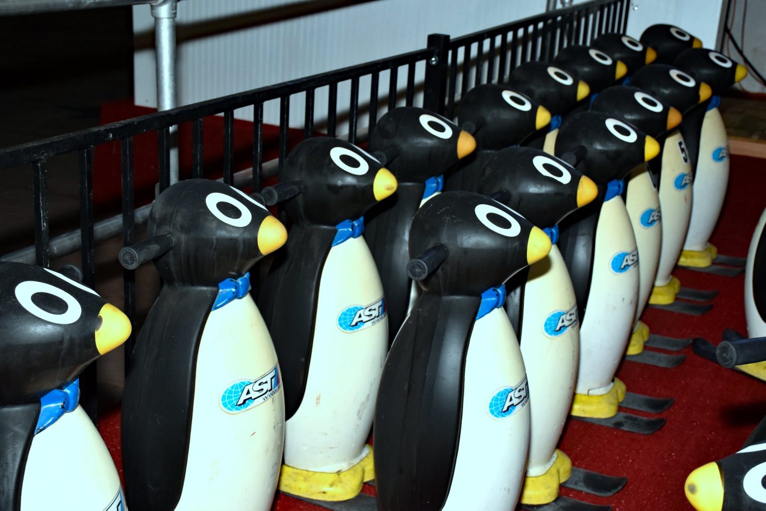 Outdoor Ice Skating in DTLA Holiday Ice Rink Pershing Square